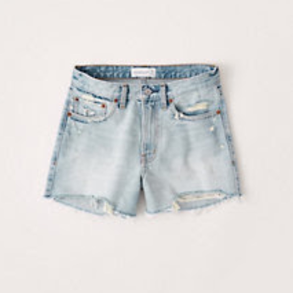 Abercrombie Women's Mid Rise Boyfriend Short - Size 27 or 4 - light ripped wash